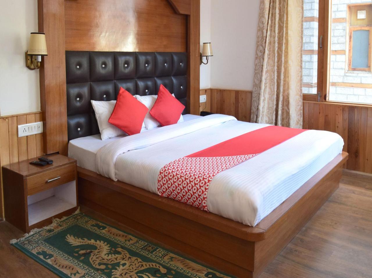 Oyo 10255 Hotel Red Apple Manāli Exteriör bild