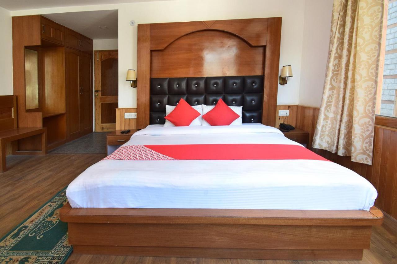 Oyo 10255 Hotel Red Apple Manāli Exteriör bild