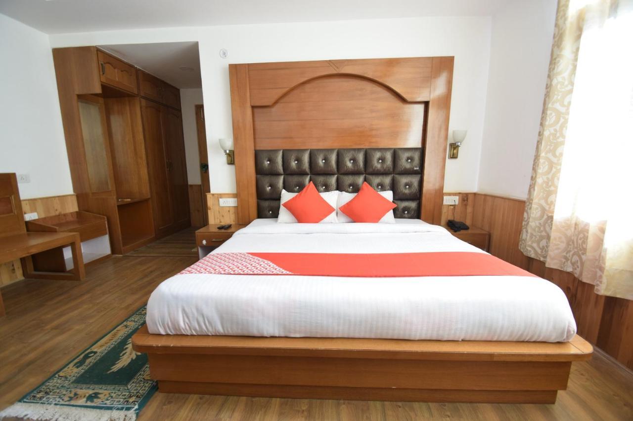 Oyo 10255 Hotel Red Apple Manāli Exteriör bild