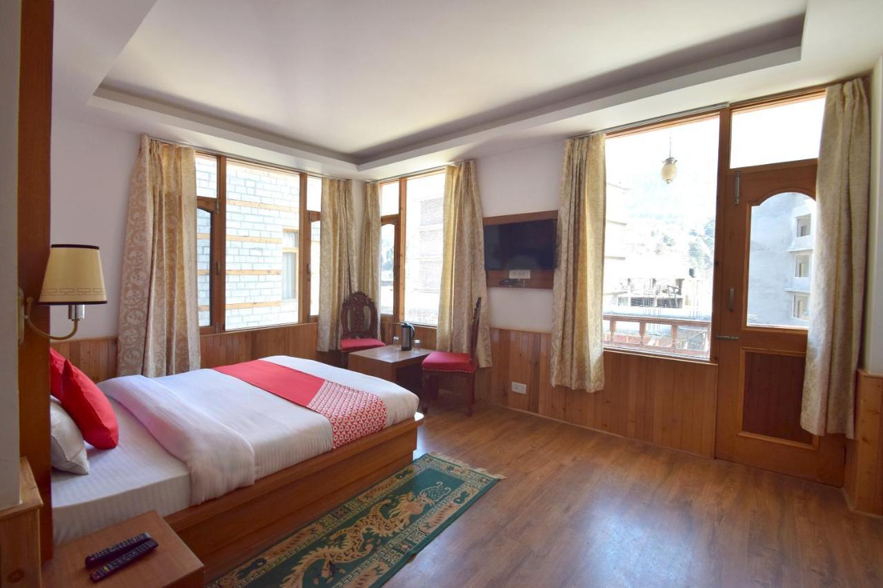 Oyo 10255 Hotel Red Apple Manāli Exteriör bild