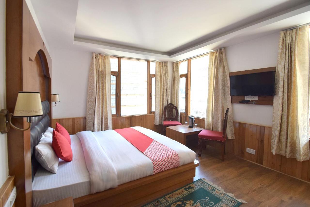 Oyo 10255 Hotel Red Apple Manāli Exteriör bild