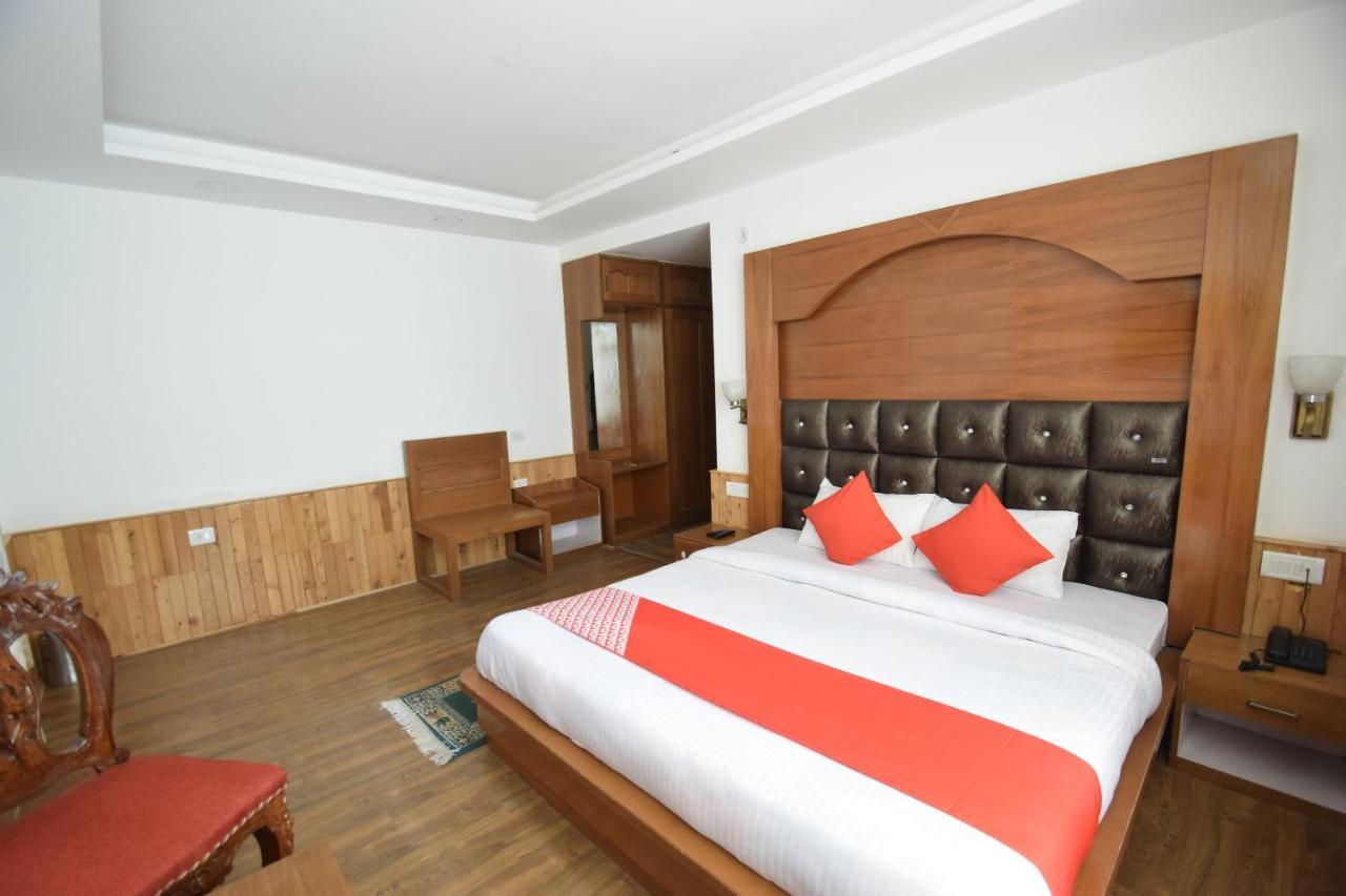 Oyo 10255 Hotel Red Apple Manāli Exteriör bild